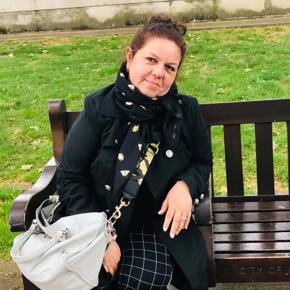 Meet your Posher, Diane - Picture 3 of 15